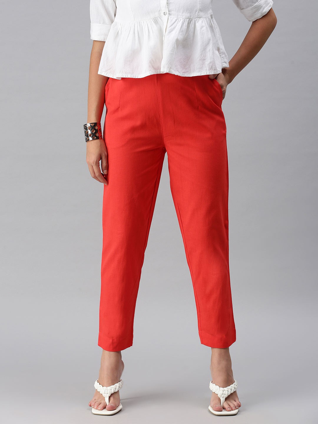 

De Moza Women Mid-Rise Cotton Slim Fit Cigarette Trousers, Red