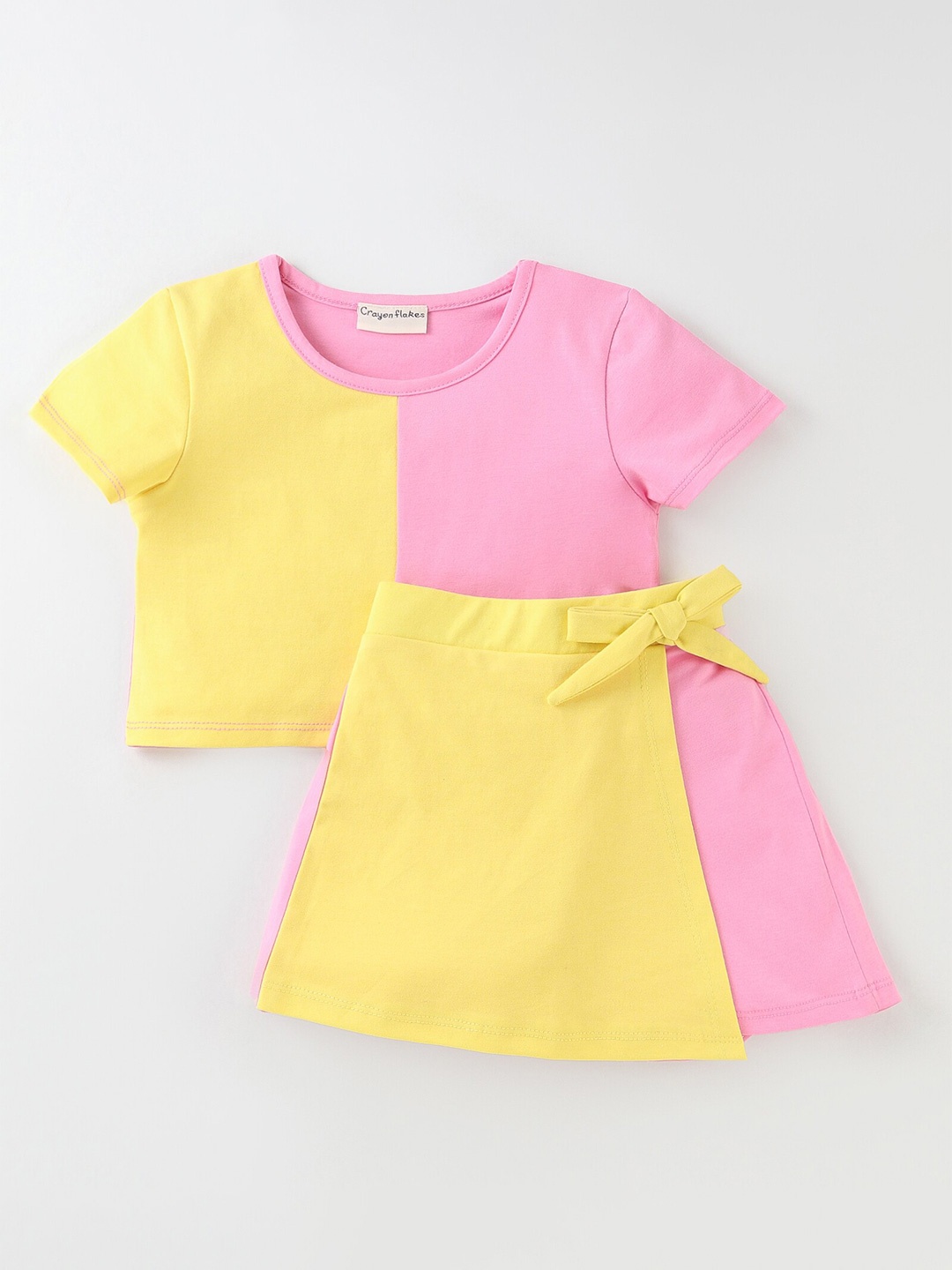 

CrayonFlakes Girls Colourblocked Top with Shorts, Pink