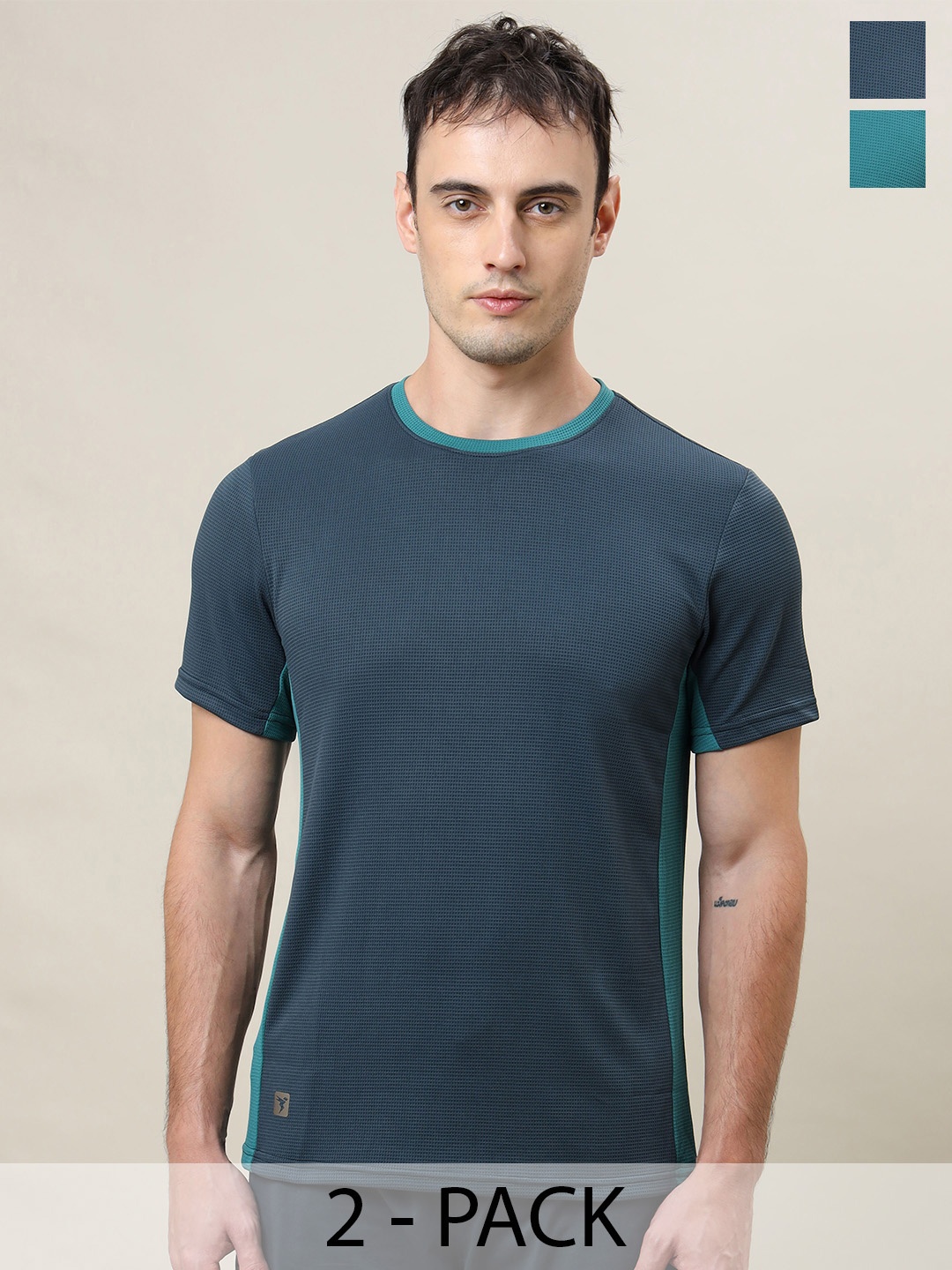 

Technosport Pack Of 2 Antimicrobial & Anti Odour Sports T-Shirts, Teal