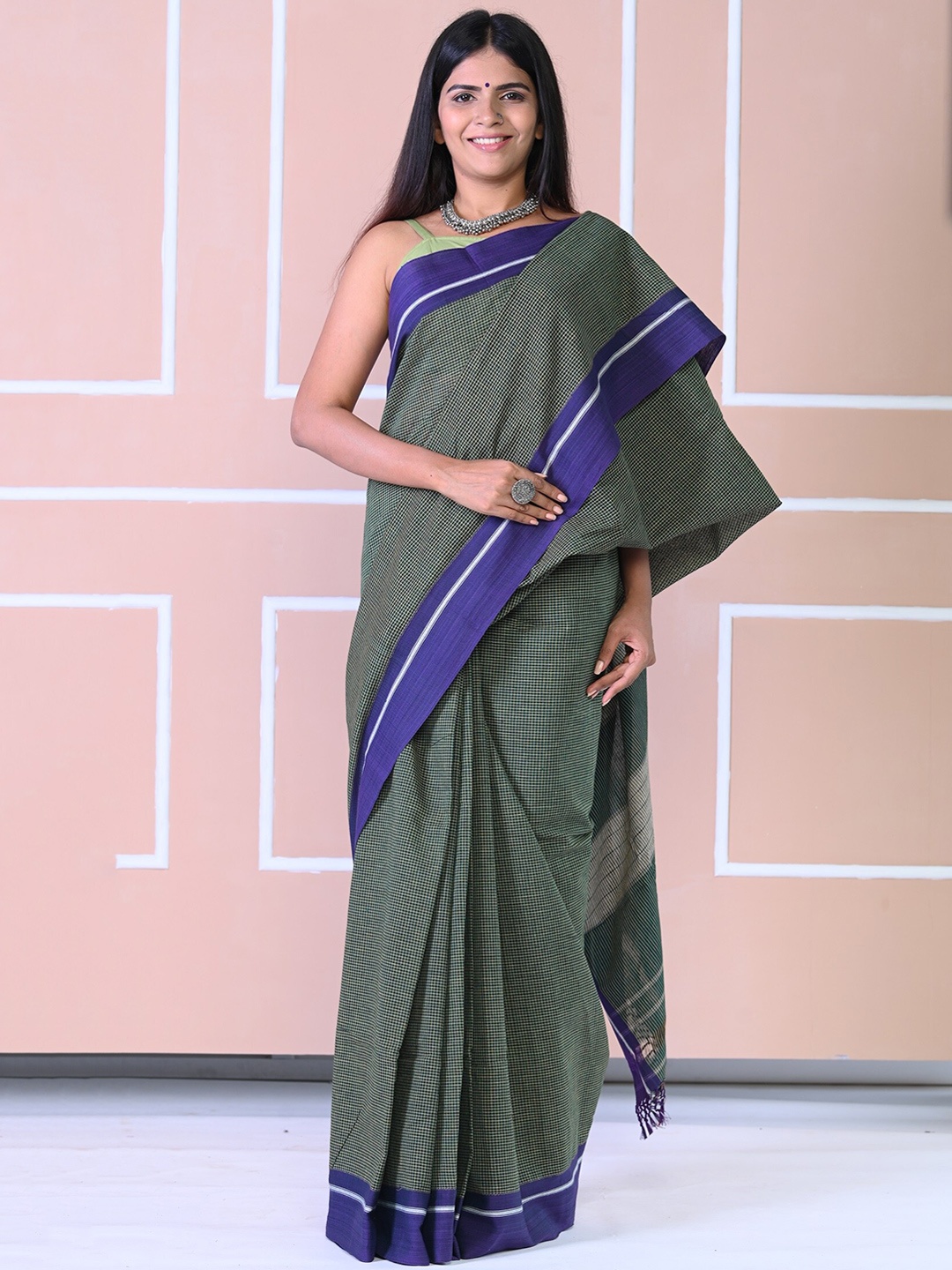 

Very Much Indian Checked Pure Cotton Saree With Blouse Piece, Black