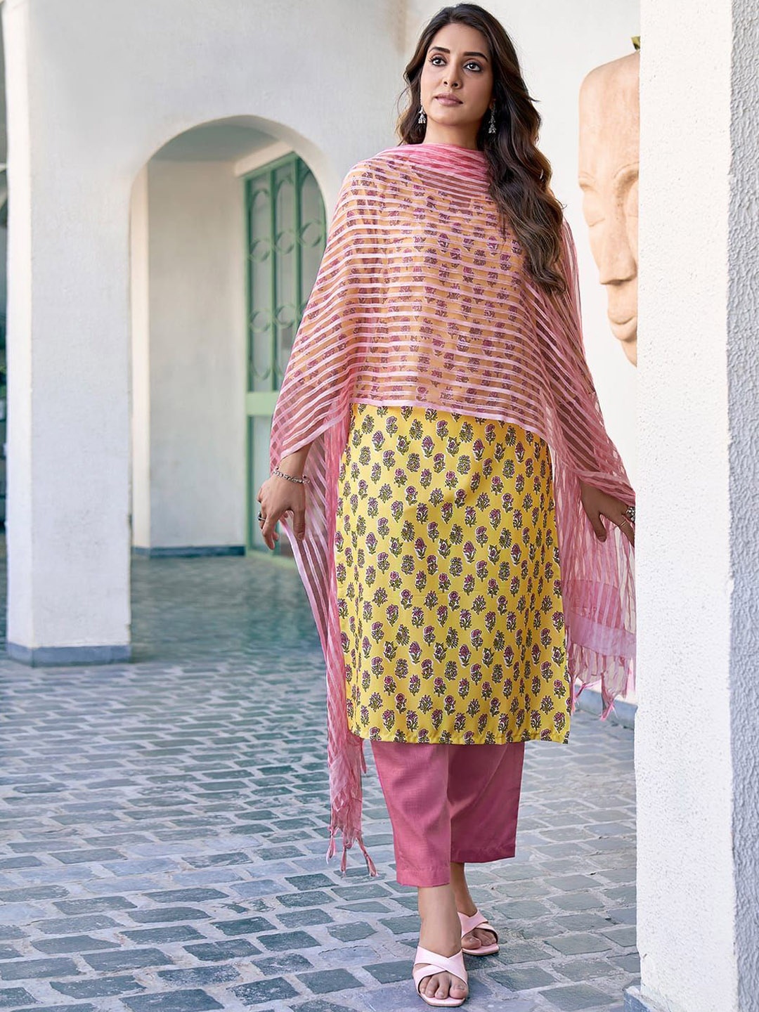 

KALINI Floral Printed Regular Kurta with Trouser & Dupatta, Yellow