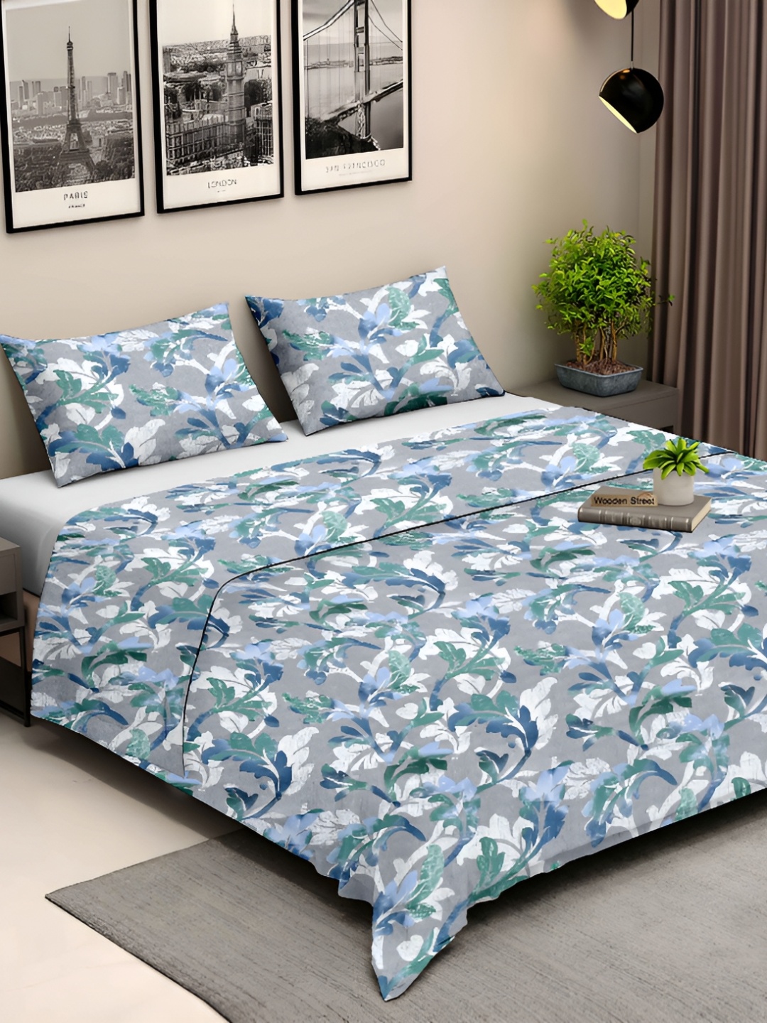 

Ariana Blue & White Floral Cotton 210 TC King Bedsheet with 2 Pillow Covers