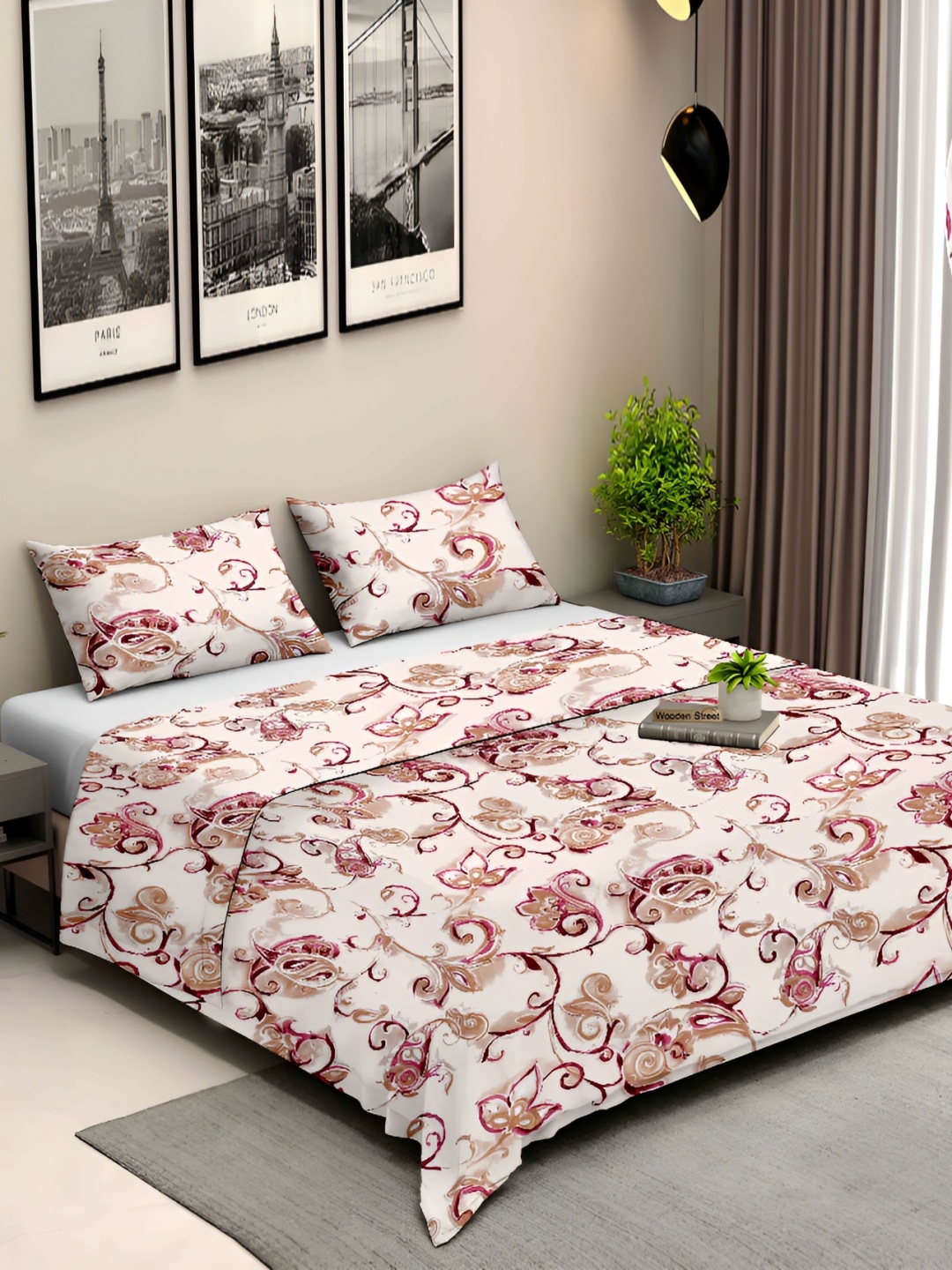 

Ariana Pink & White Floral Cotton 210 TC King Bedsheet With 2 Pillow Covers