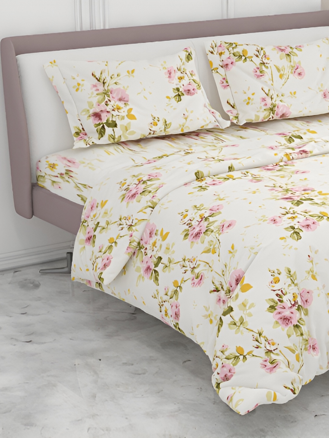 

Ariana Pink & White Floral Cotton 300 TC King Bedsheet with 2 Pillow Covers