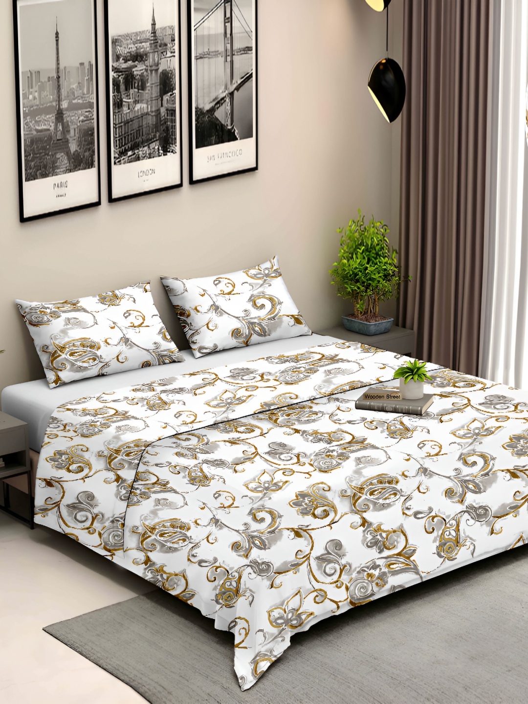 

Ariana Grey & White Floral Cotton 210 TC King Bedsheet with 2 Pillow Covers