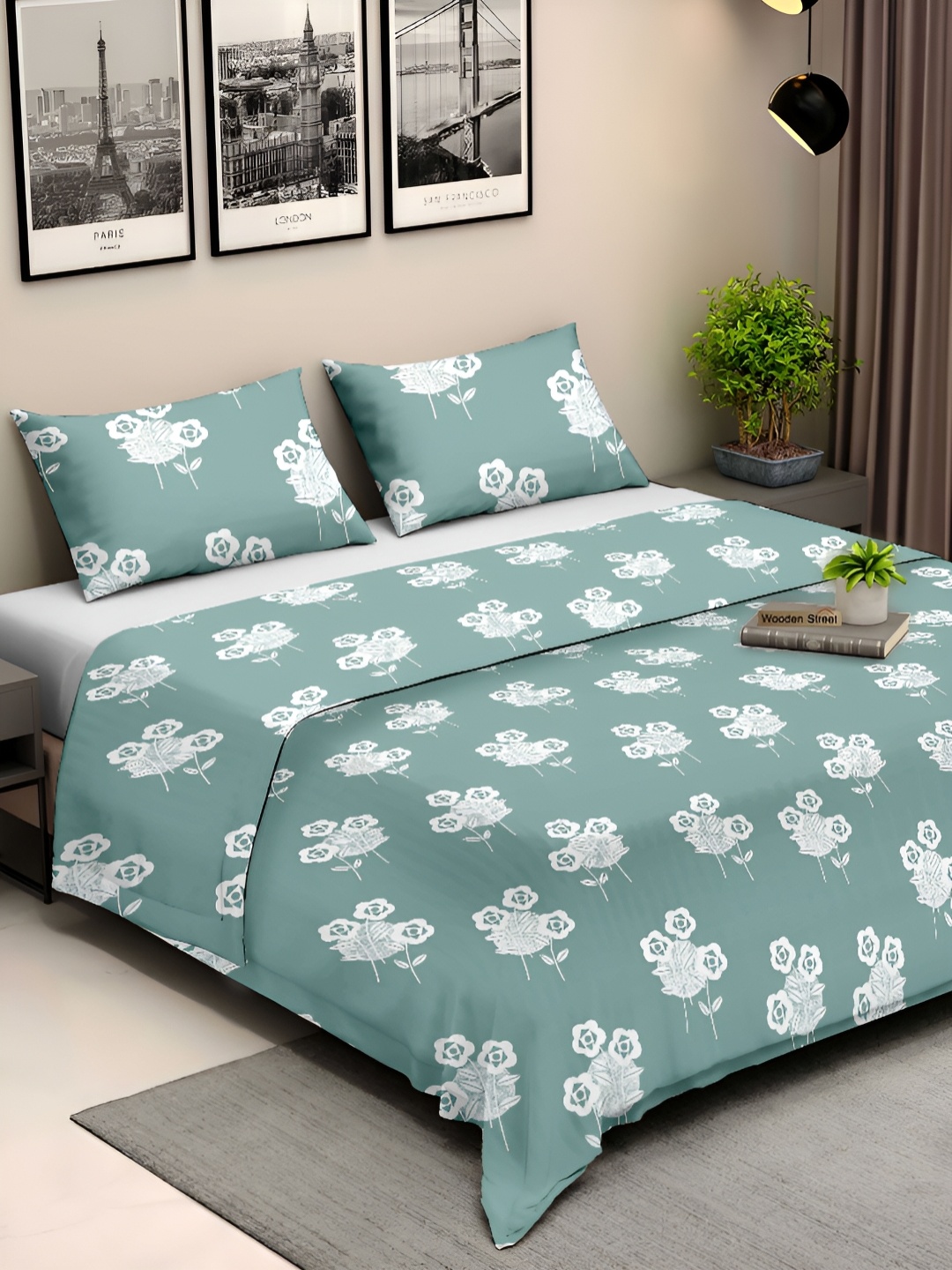 

Ariana Green & White Floral Cotton 210 TC King Bedsheet With 2 Pillow Covers