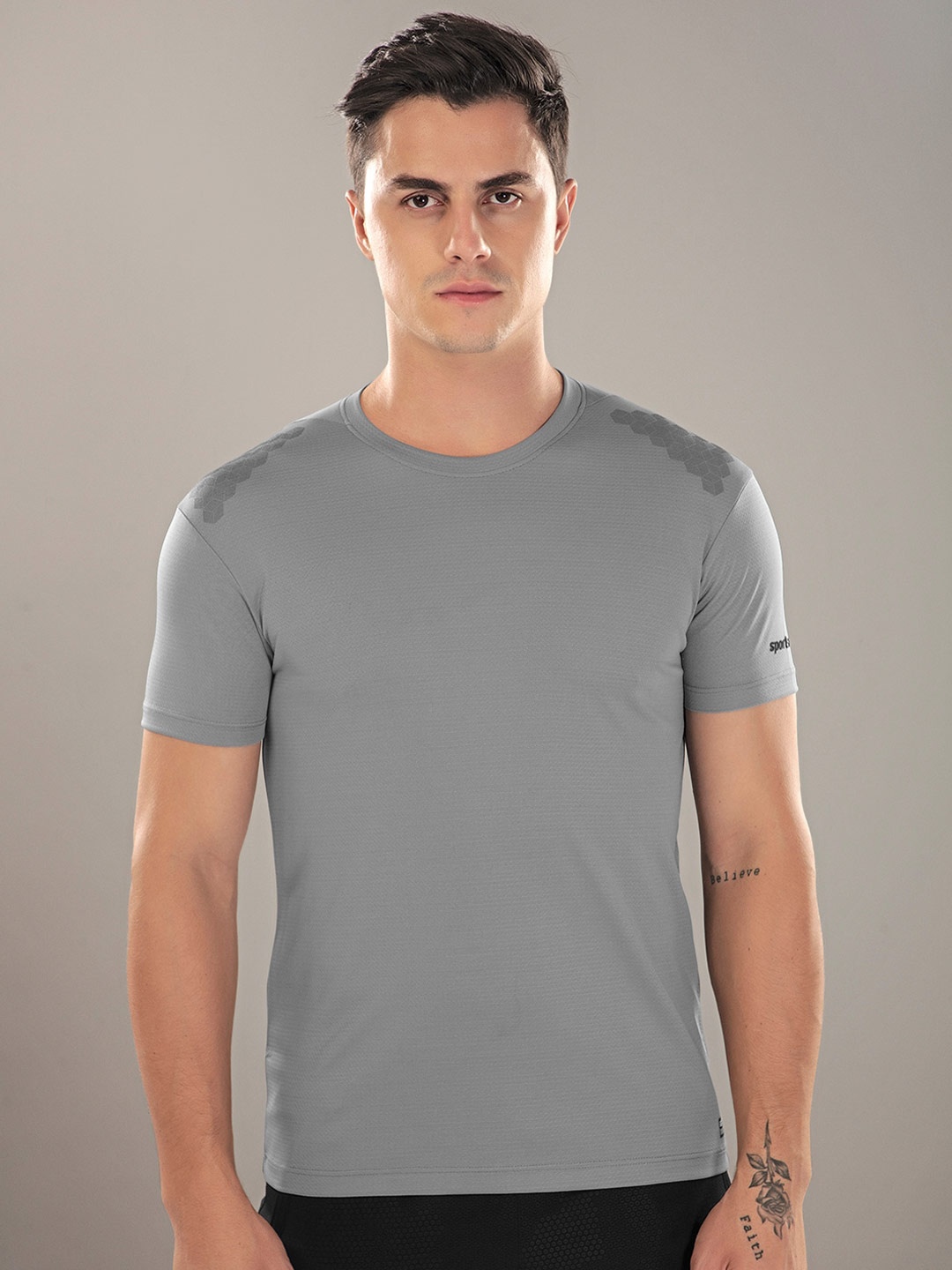 

SPORT SUN Round Neck Short Sleeves Dry Fit Sports T-shirt, Grey