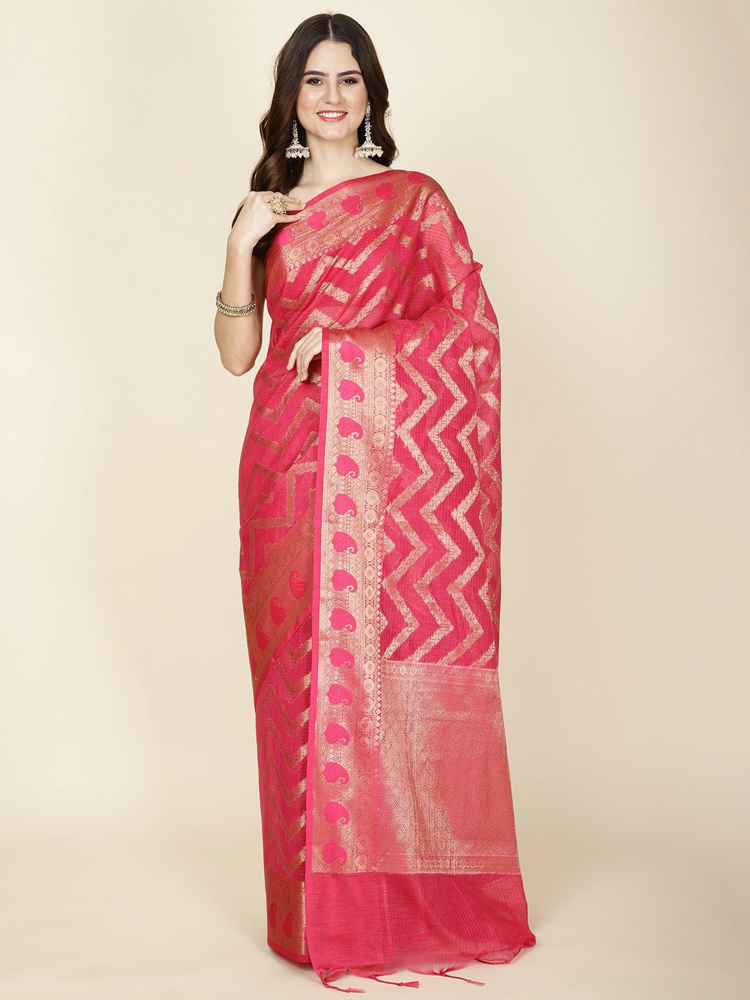 

Meena Bazaar Ethnic Motifs Zari Saree With Blouse Piece, Pink
