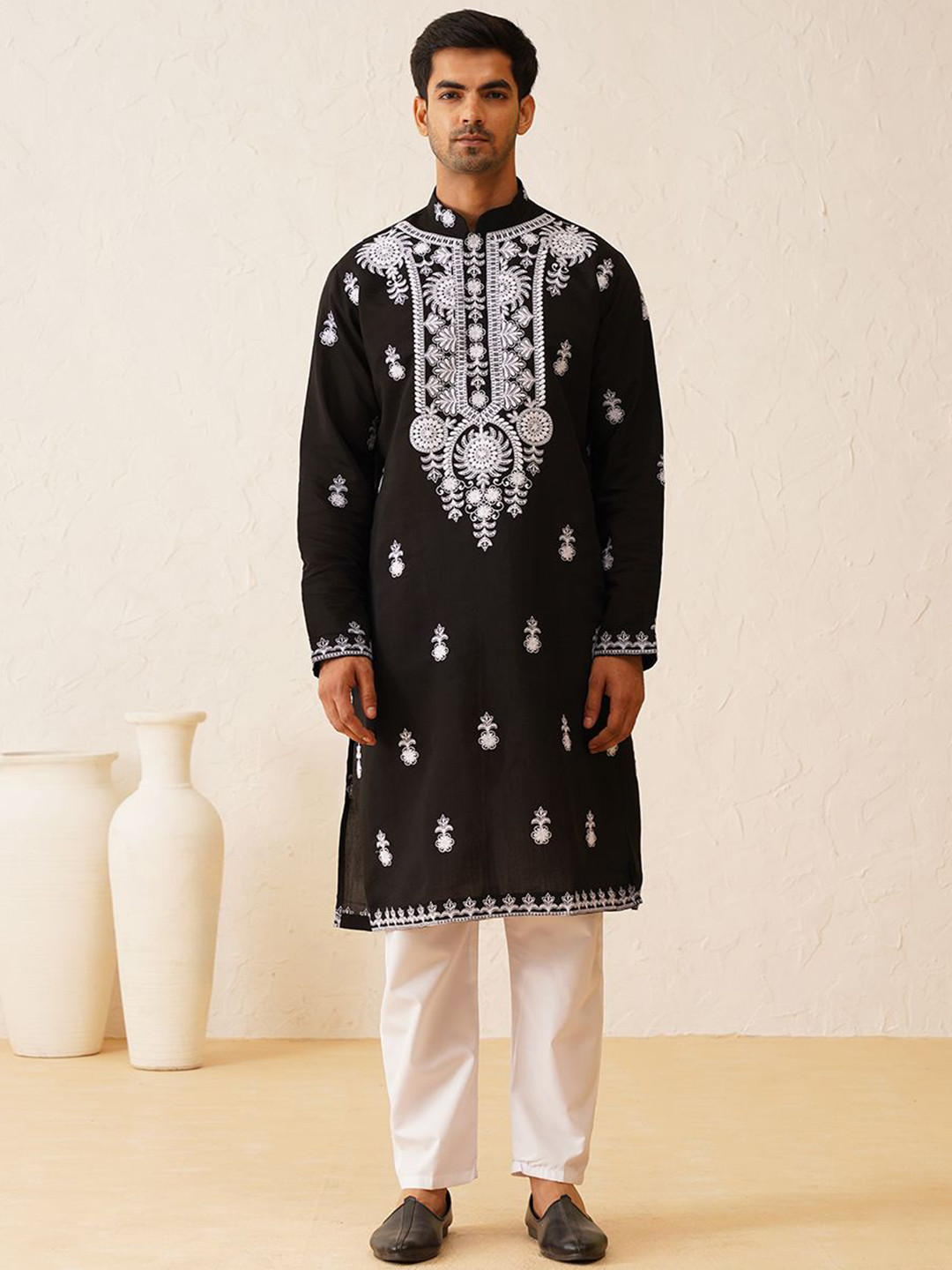 

SOJANYA LUXE Embroidered Mandarin Collar Long Sleeves Cotton Straight Kurta, Black