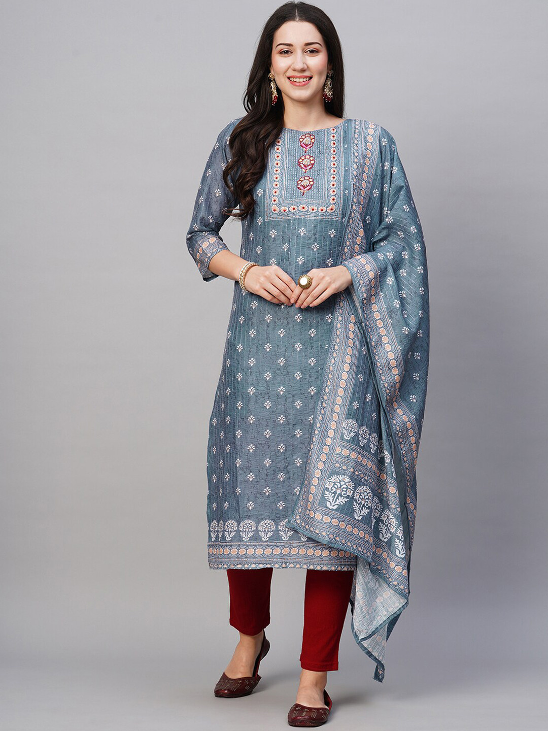 

Kiana Ethnic Motifs Embroidered Straight Thread Work Detail Kurta With Trousers & Dupatta, Grey