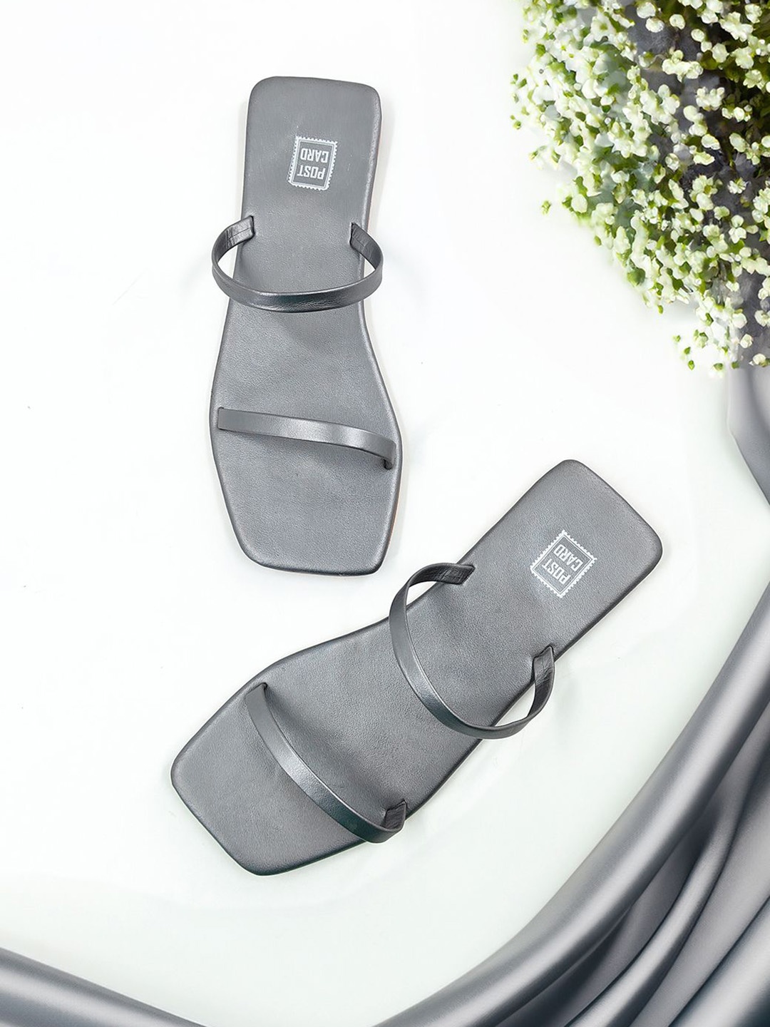 

POSTCARD No Back Strap One Toe Flats, Silver