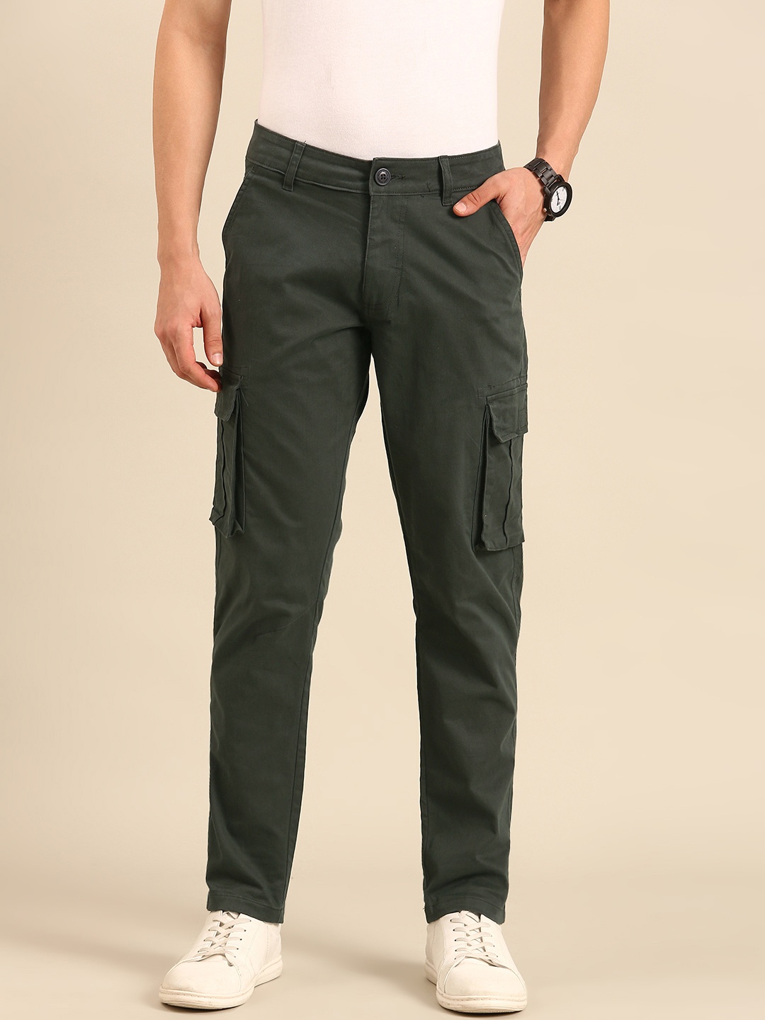 

Being Human Men Classic Cargos Trousers, Olive