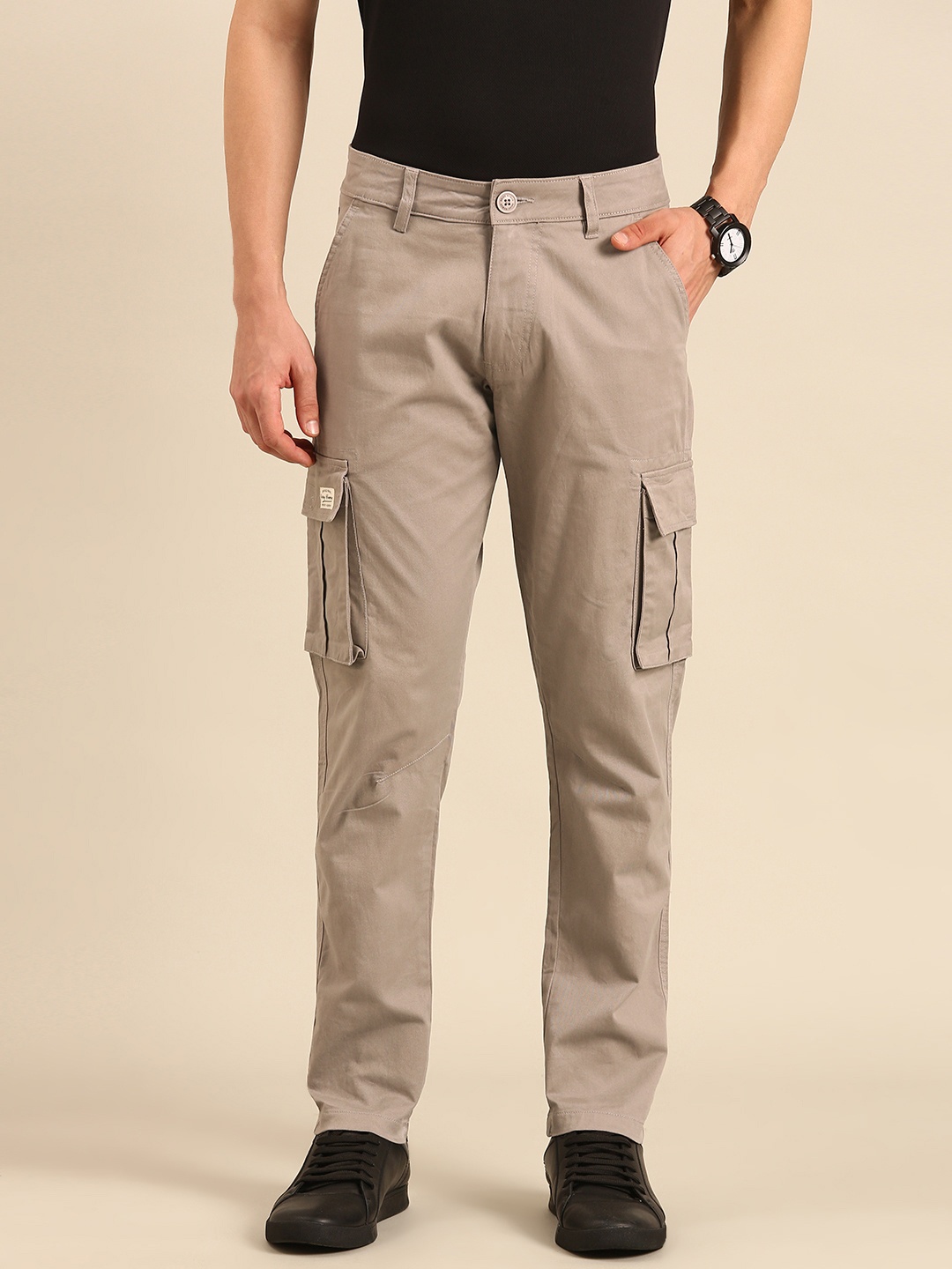 

Being Human Men Classic Cargos Trousers, Grey