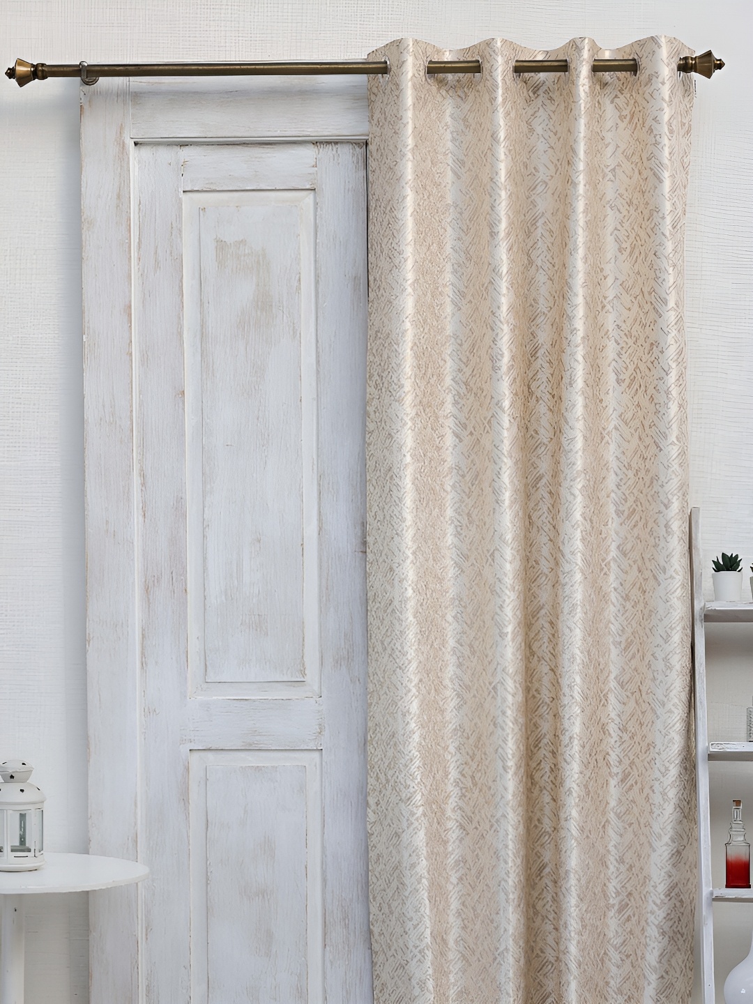 

Ariana Chippy Off White & Beige Geometric Room Darkening Window Curtain