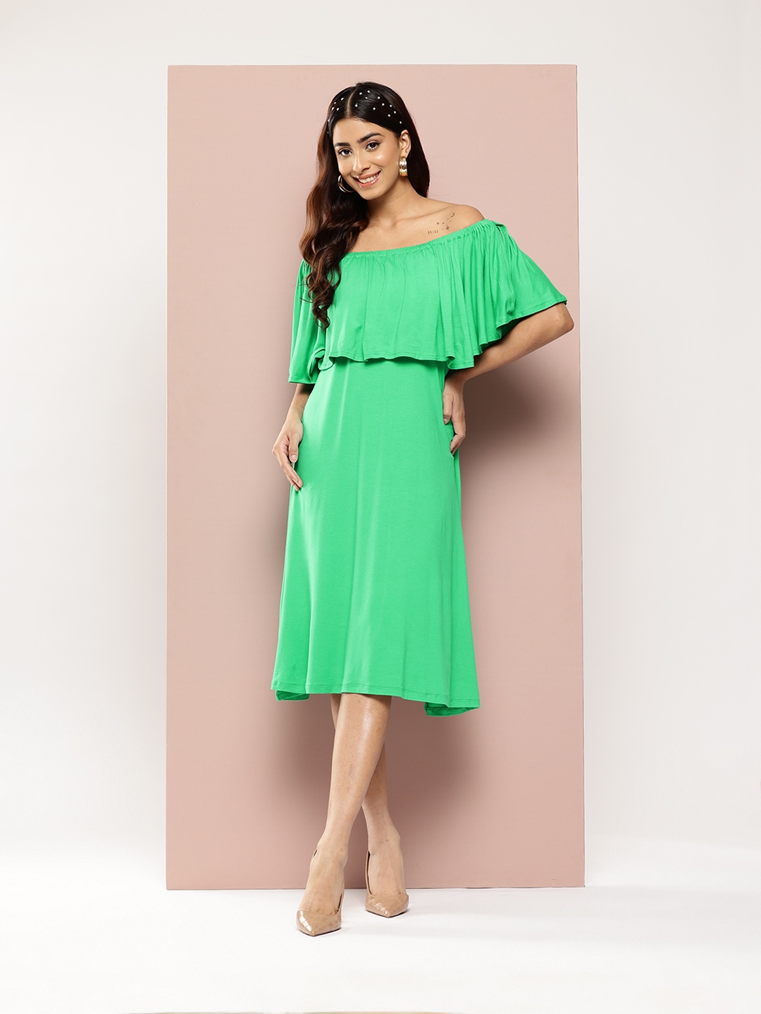 

Qurvii Off-Shoulder Slit Sleeve A-Line Dress, Green