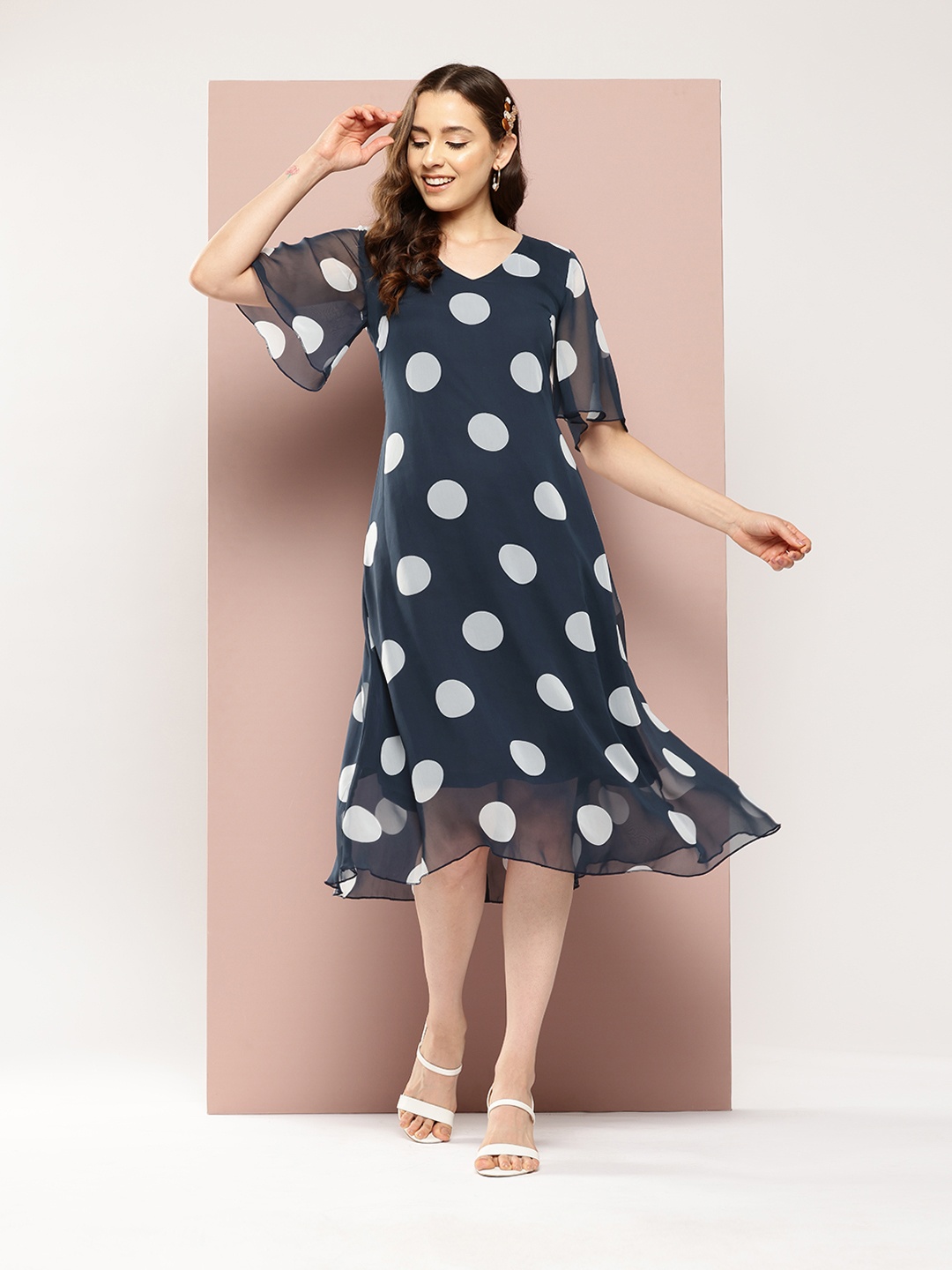 

Qurvii Polka Dot Print Flared Sleeves Midi Georgette A-Line Dress, Navy blue