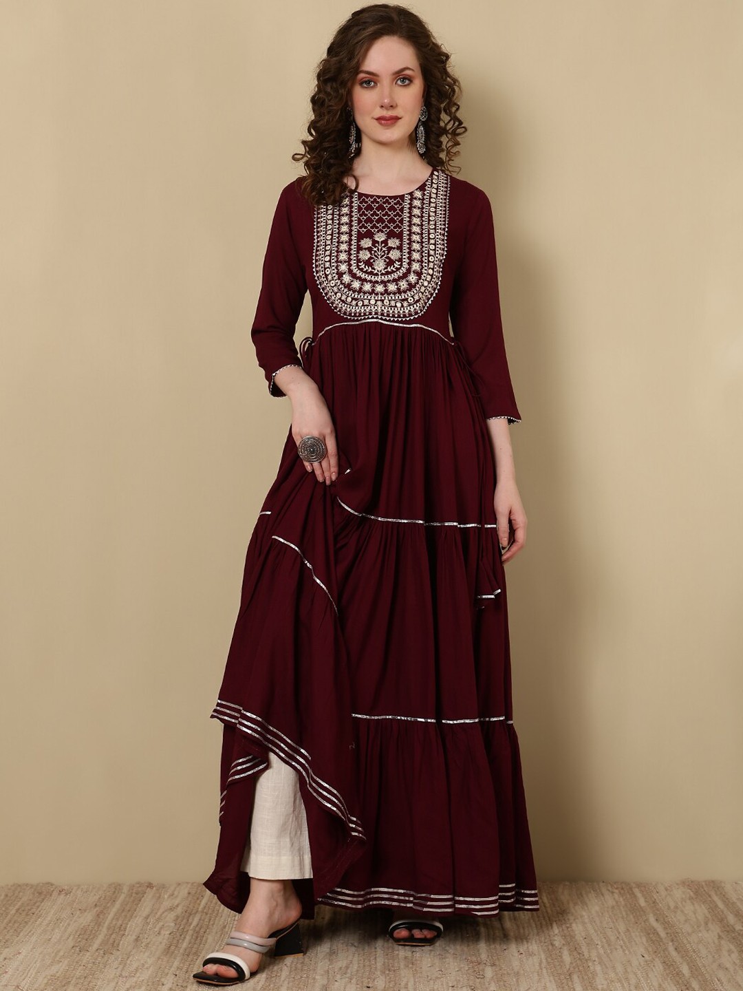 

GLAM ROOTS Geometric Embroidered Thread Work Anarkali Kurta, Burgundy