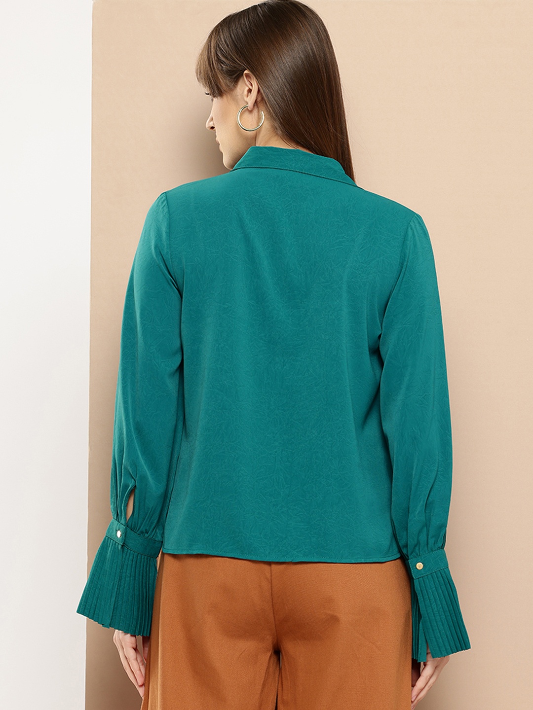 

her by invictus Accordion Pleats Opaque Casual Shirt, Green