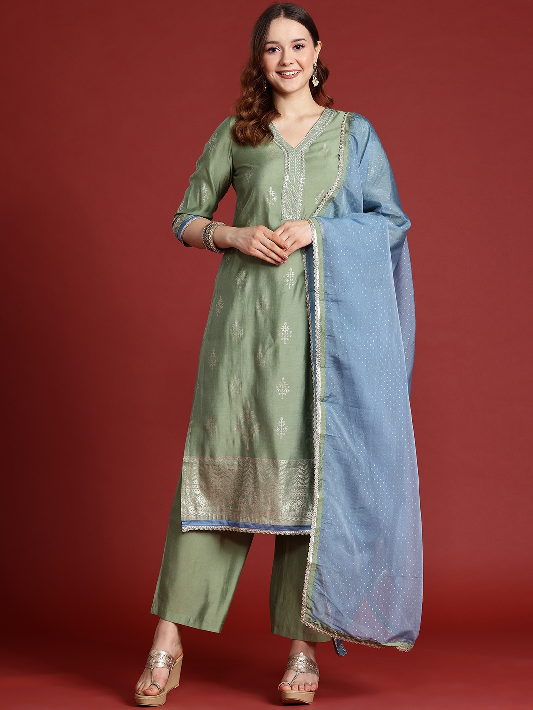

Anouk Printed Thread Work Kurta with Palazzos & Dupatta, Green