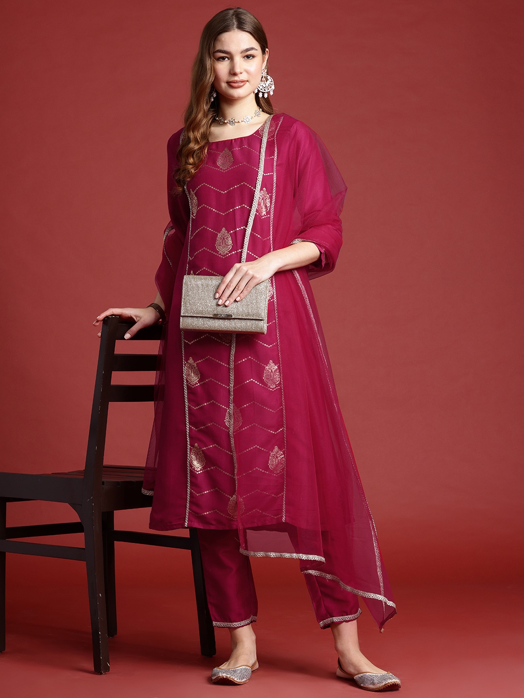 

Anouk Women Ethnic Motifs Printed Regular Kurta with Trousers & With Dupatta, Fuchsia