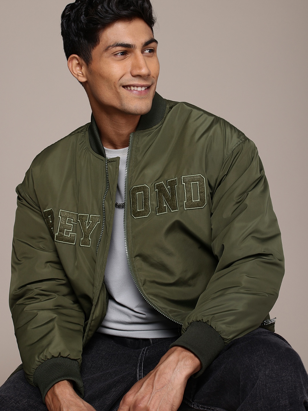 

WROGN Embroidered Padded Jacket, Olive