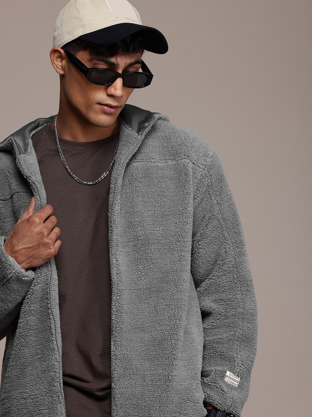 

WROGN Oversized Fuzzy Hooded Tailored Jacket, Grey