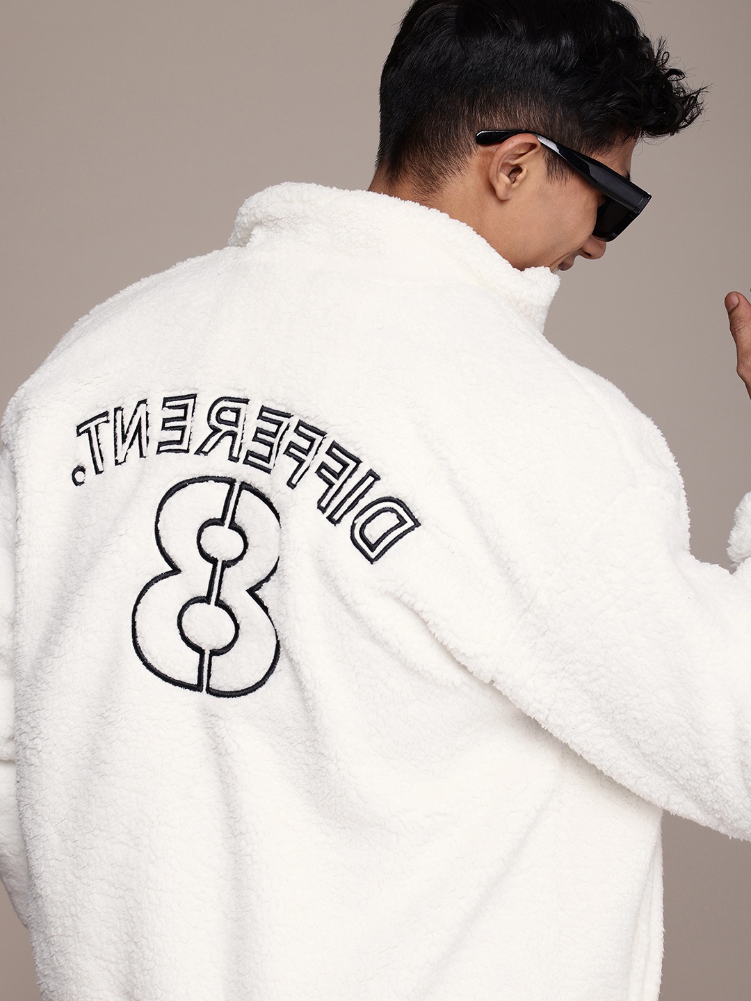 

WROGN Typography Embroidered Oversized Fuzzy Tailored Jacket, White