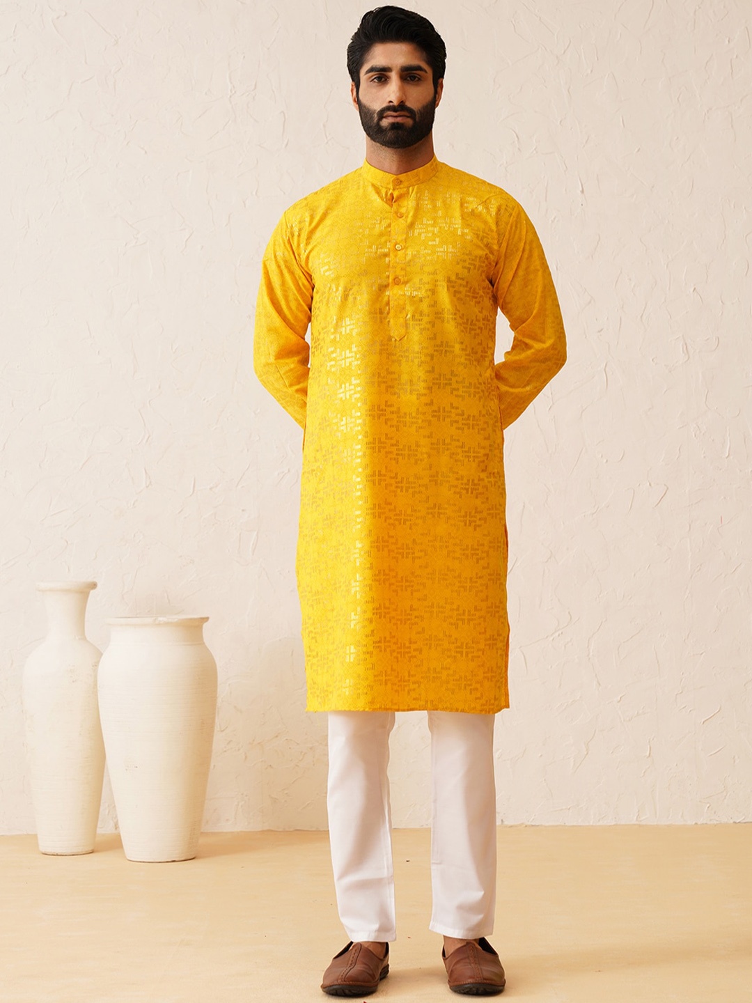 

SOJANYA Geometric Woven Design Mandarin Collar Zari Cotton Straight Kurta, Mustard