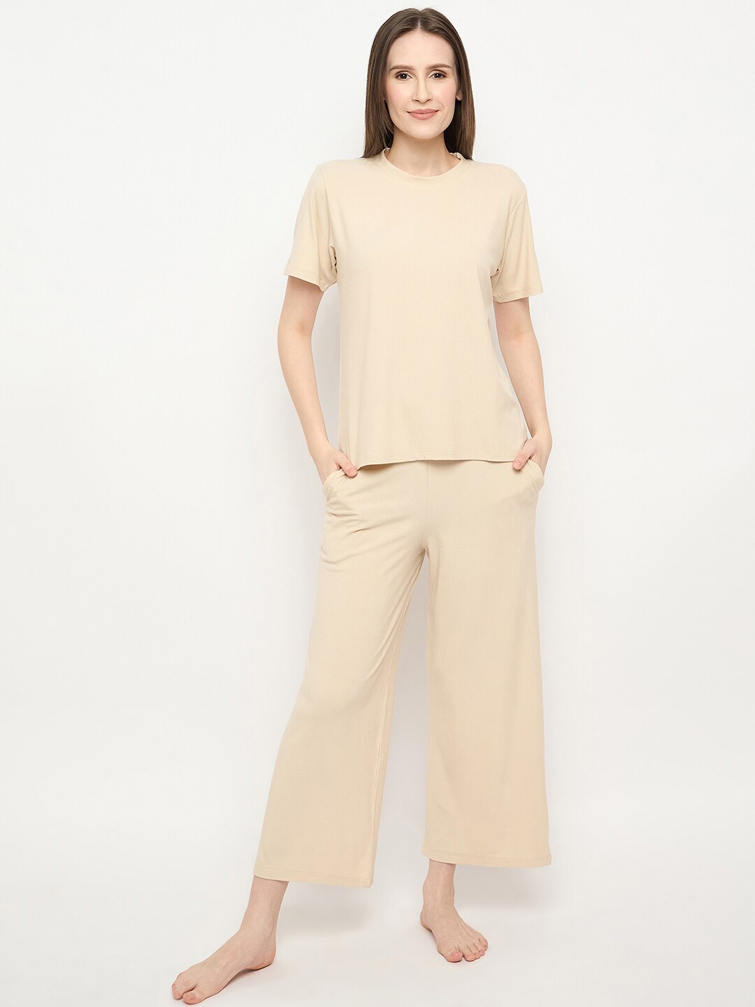 

Camey Striped Short Sleeves Night Suit, Cream