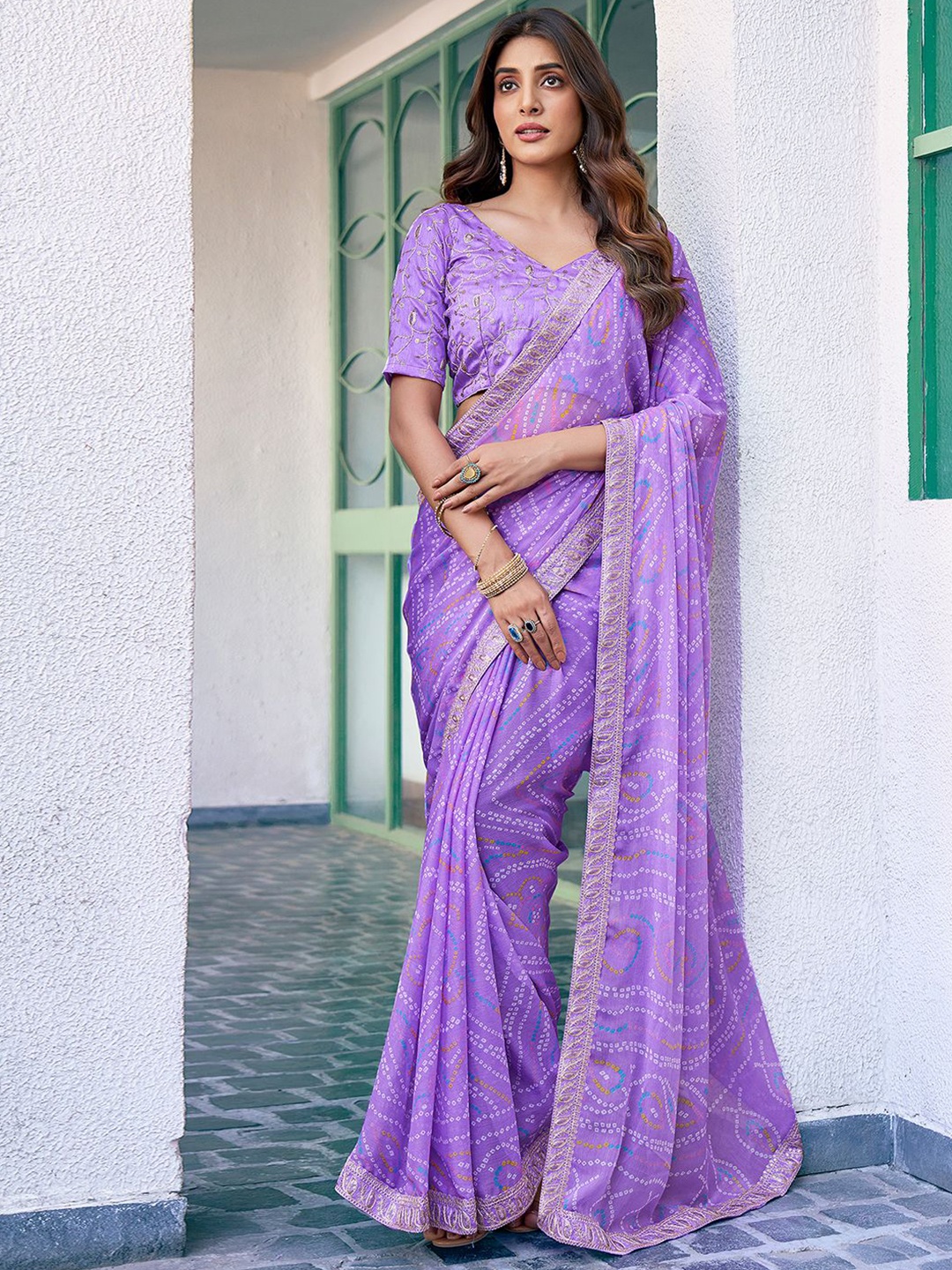 

Mitera Bandhani Embroidered Pure Chiffon Bandhani Saree, Lavender