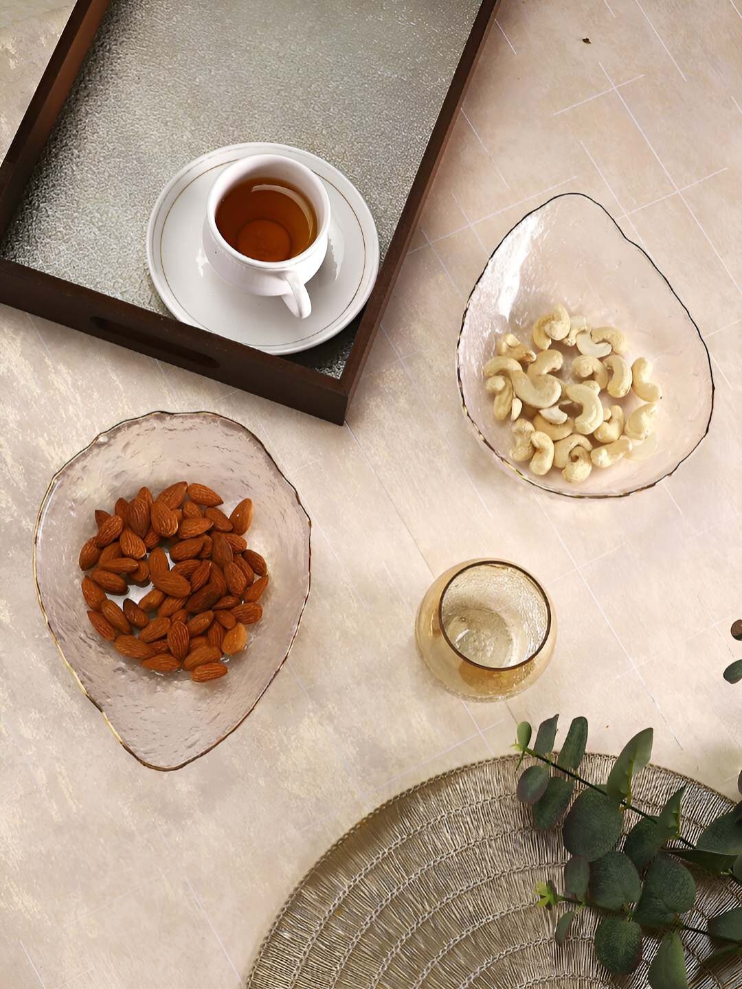 

TAYHAA Set of 2 Transparent Almond shaped Serving Bowl