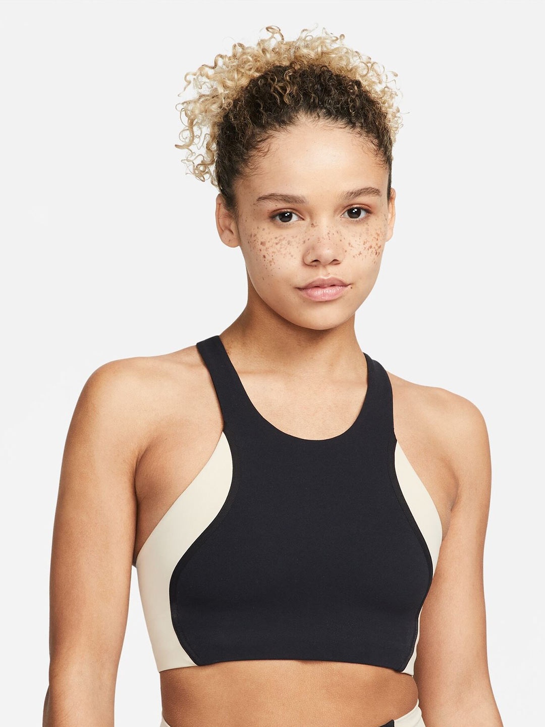 

Nike Yoga Swoosh Women's Medium-Support Lightly Lined Sports Bra, Black