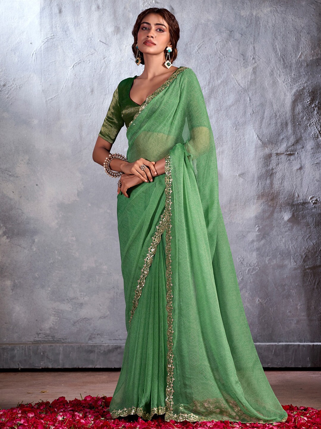 

Anouk Ethnic Motifs Sequinned Pure Chiffon Saree, Green
