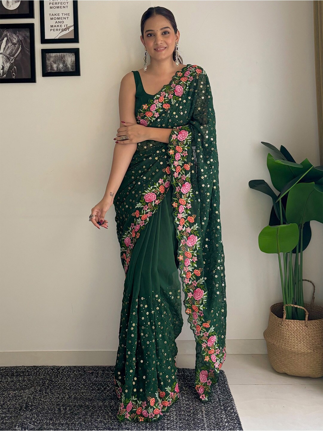 

Anouk Ethnic Motifs Sequinned Pure Georgette Saree, Green