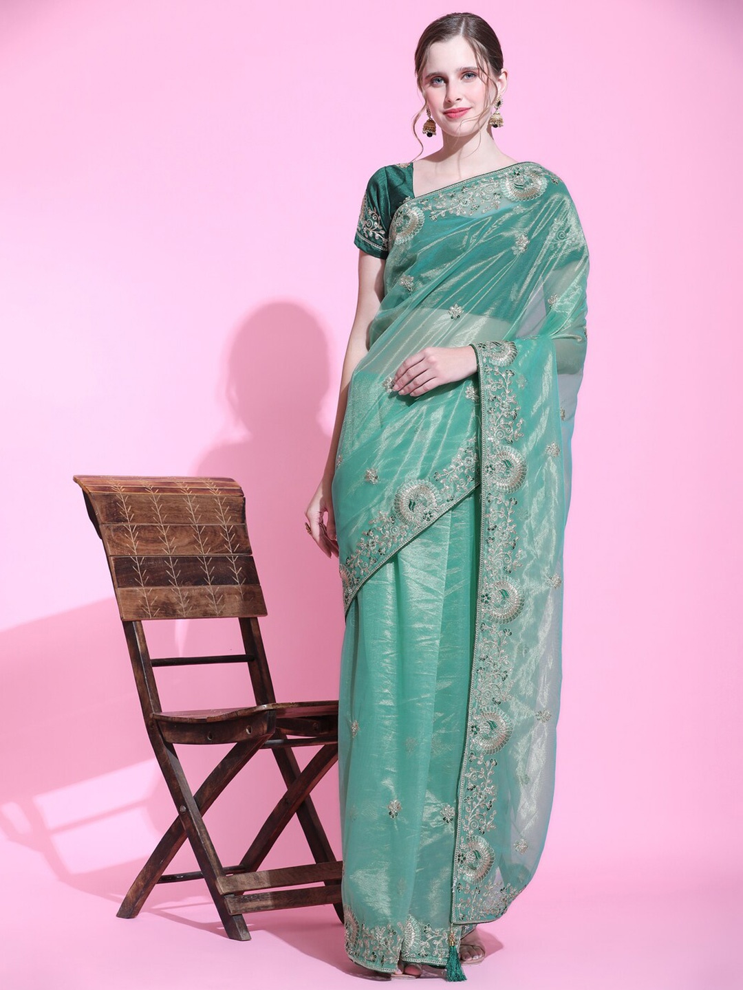 

VIJAYA VALLABH Ethnic Motifs Embroidered Organza Saree, Sea green