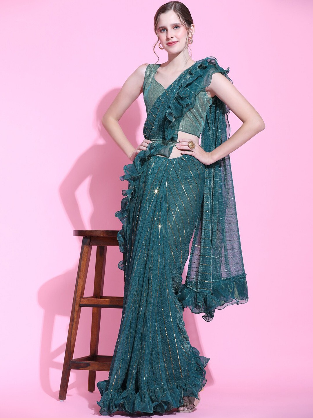 

VIJAYA VALLABH Ethnic Motifs Net Saree, Green