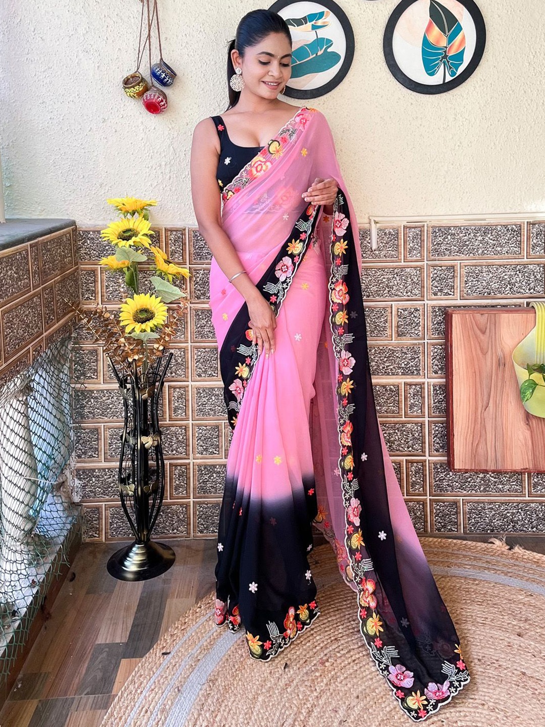 

Mitera Floral Embroidered Poly Georgette Saree, Pink