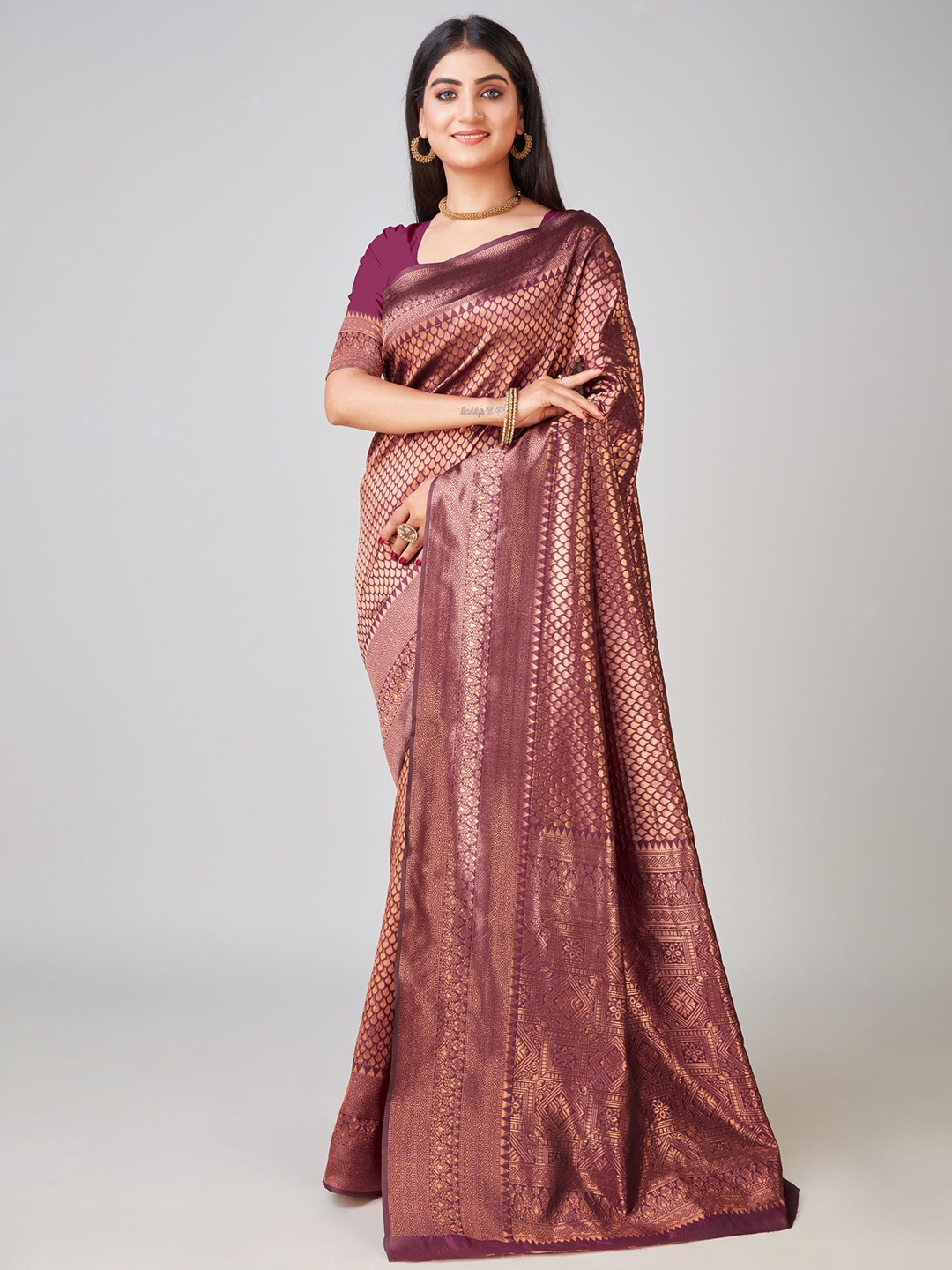 

AADVIKA Woven Design Zari Art Silk Banarasi Saree, Maroon