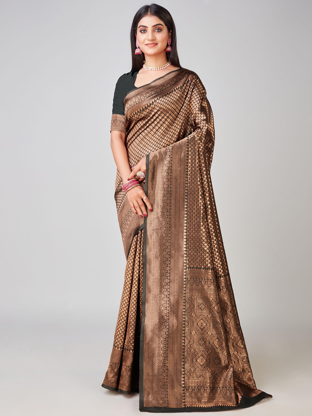 

AADVIKA Woven Design Zari Art Silk Banarasi Saree, Black