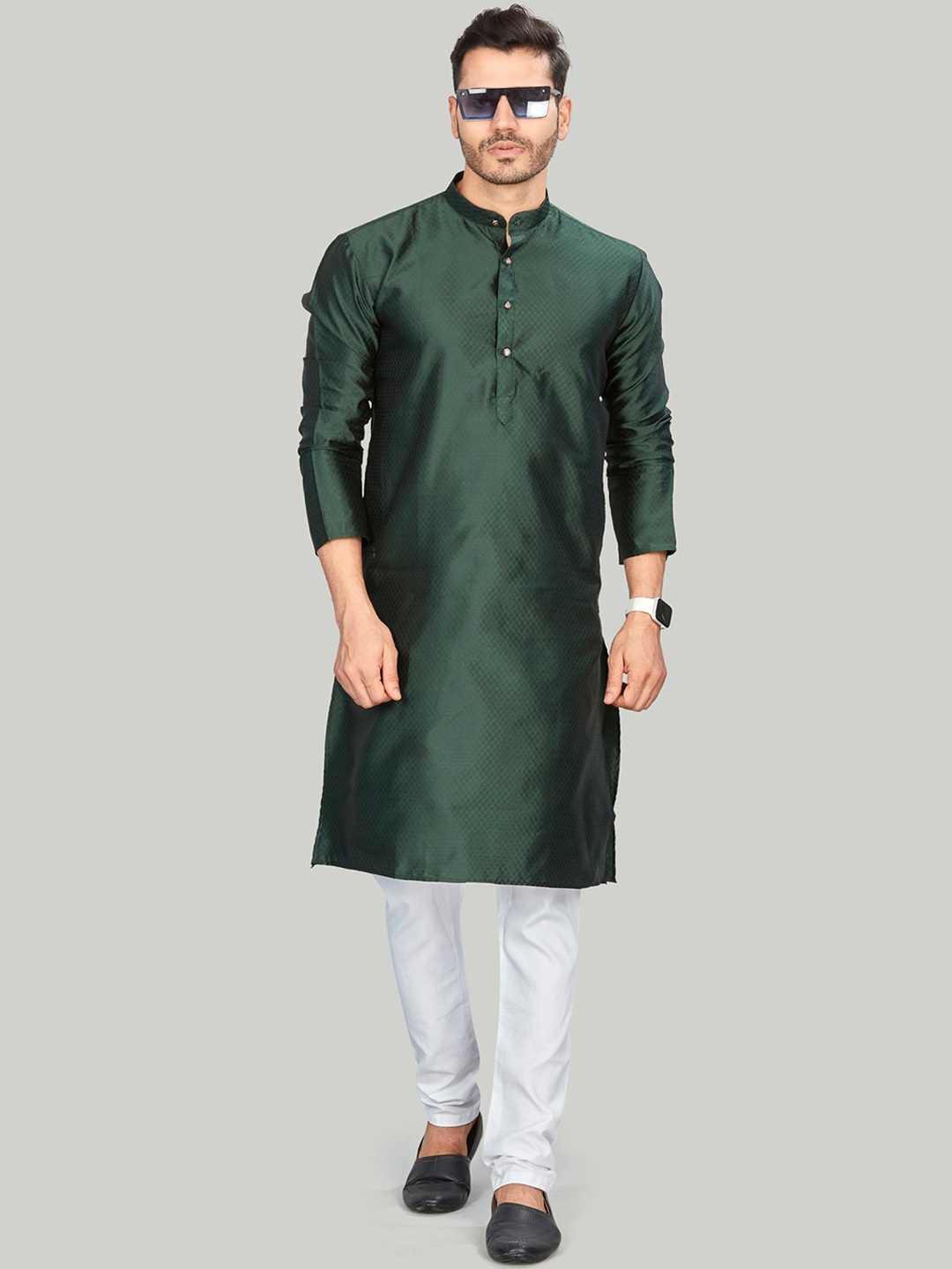 

Authentics Mandarin Collar Floral Printed Regular Straight Kurta, Green