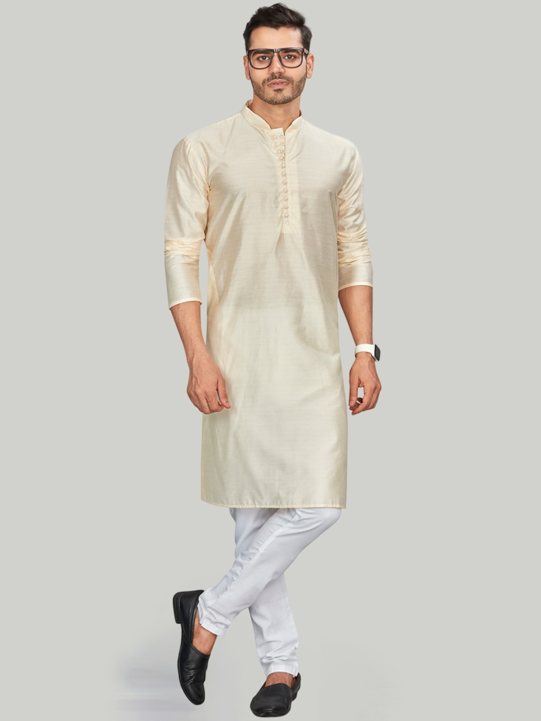 

Authentics Mandarin Collar Roll-Up Sleeves Pathani Cotton Kurta, Cream