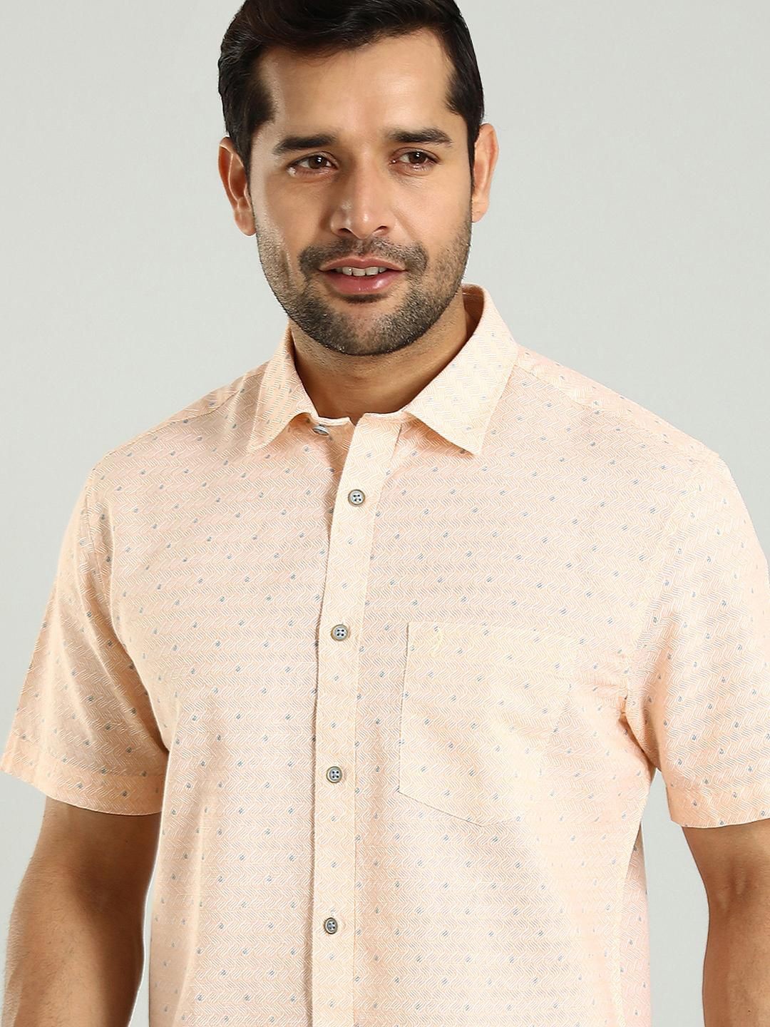 

Indian Terrain Classic Slim Fit Geometric Printed Spread Collar Short Sleeves Casual Shirt, Yellow