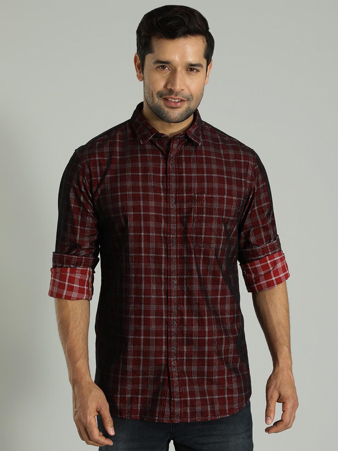 

Indian Terrain Tartan Checks India Slim Slim Fit Cotton Opaque Casual Shirt, Maroon