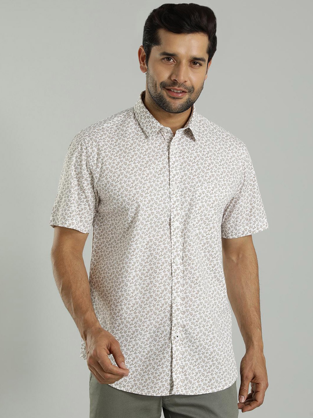 

Indian Terrain India Slim Slim Fit Floral Printed Cotton Casual Shirt, White