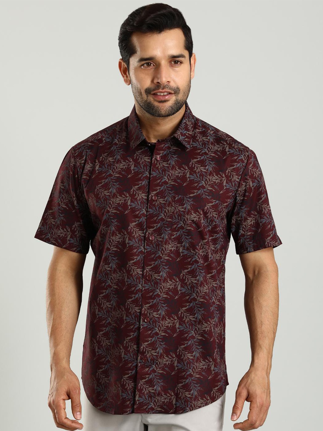 

Indian Terrain Classic Slim Fit Cotton Printed Casual Shirt, Red