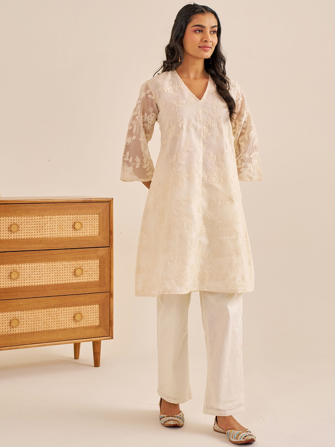 

Alaya By Stage3 V-Neck Floral Woven Design Sequins Cotton A-Line Kurta, White