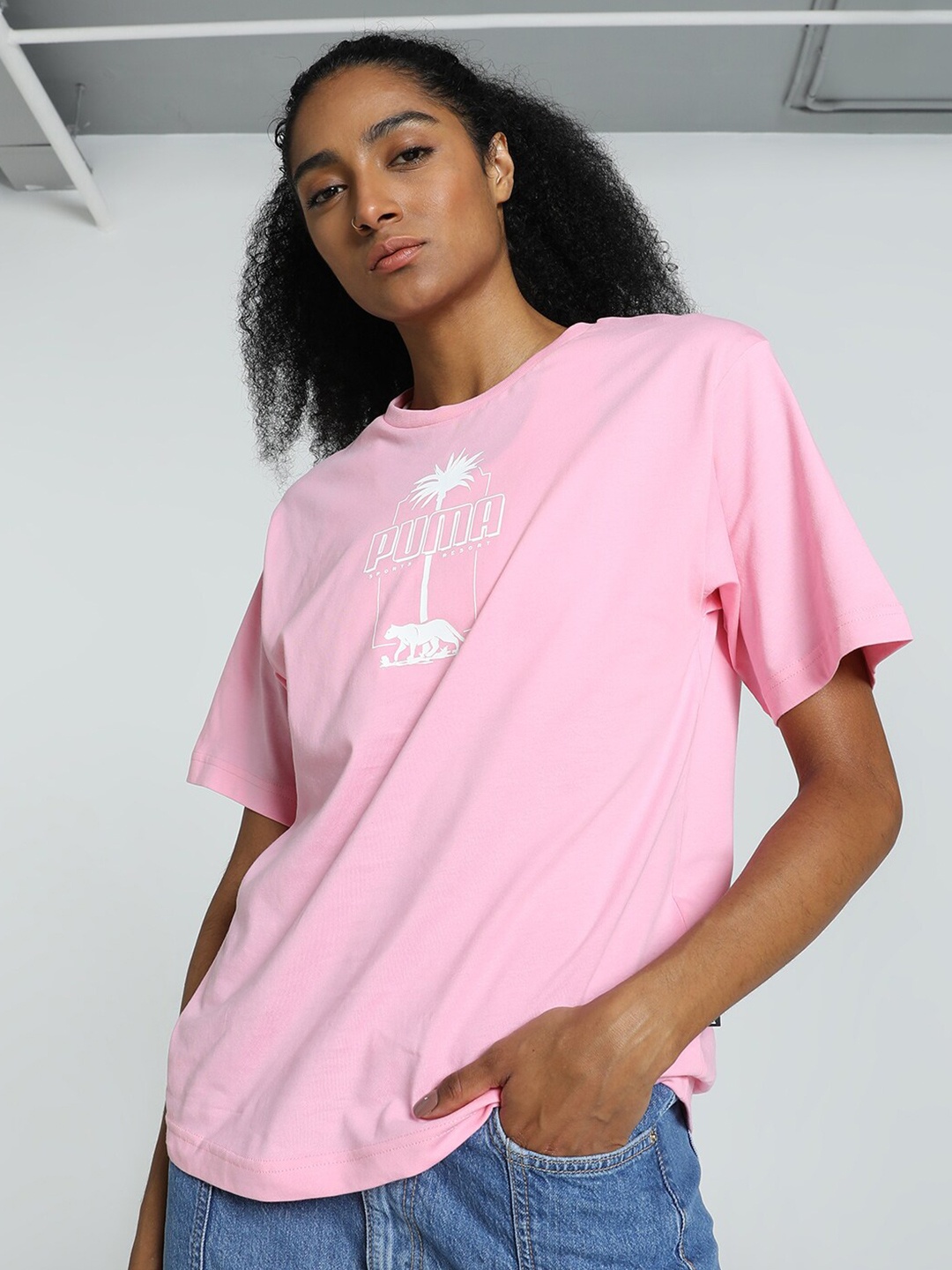 

Puma ESS+ PALM RESORT Graphic Relaxed Fit Tee, Pink