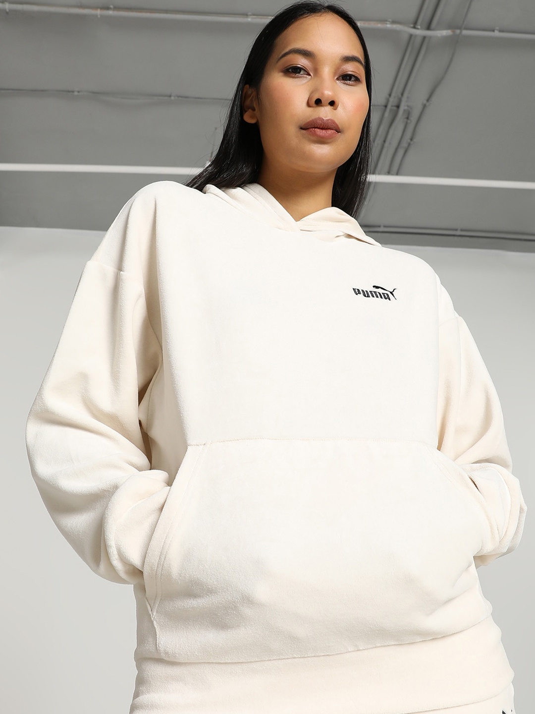 

Puma Essentials Elevated Hoodie, Off white