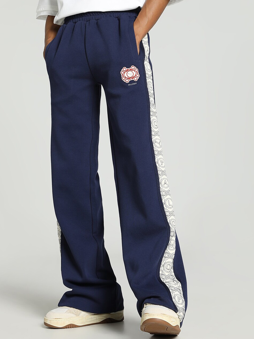 

PUMA Unisex x PALOMO T7 Track Pants, Blue