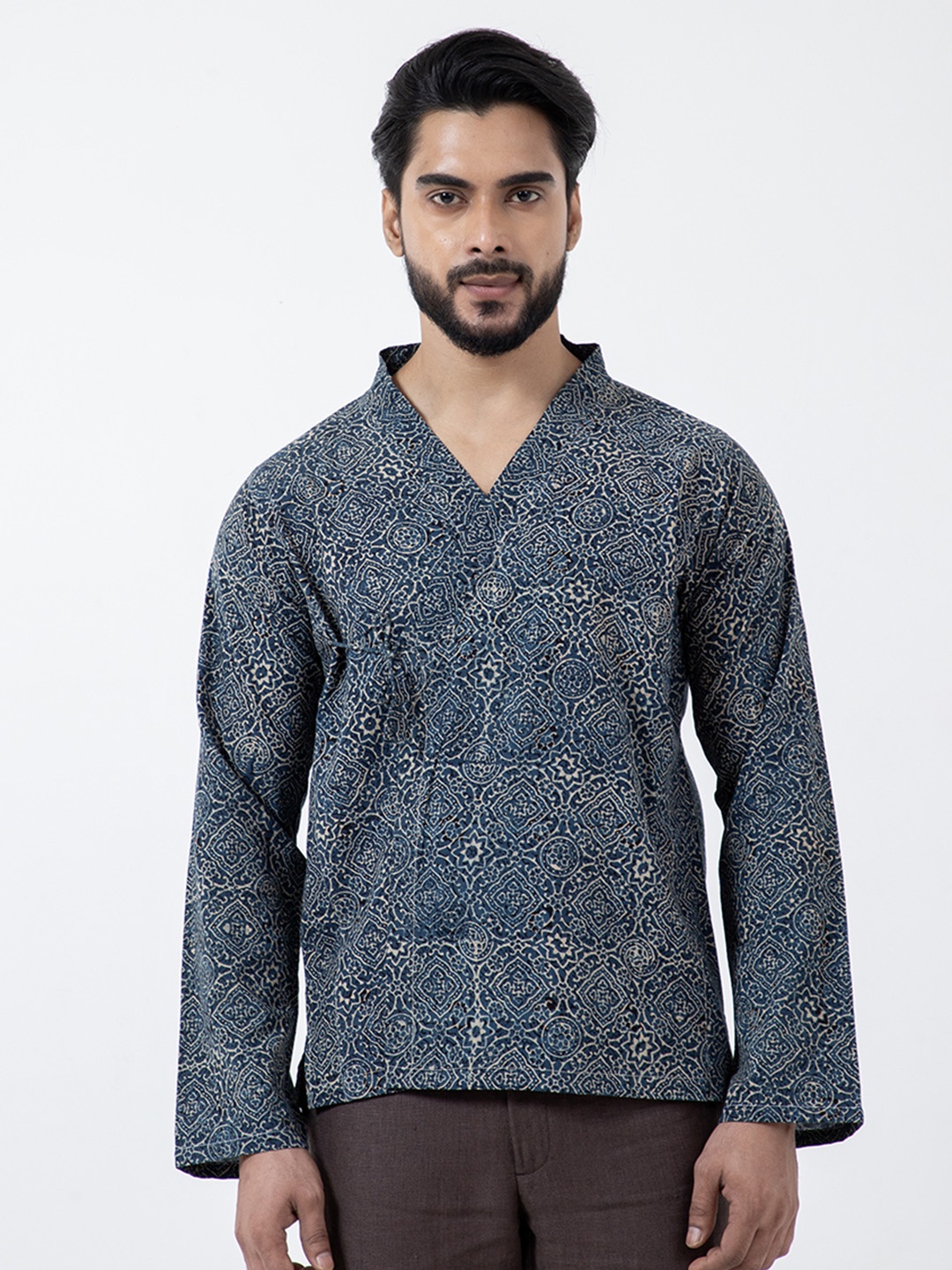 

Inkriti Men Ajrakh Silver Lining Wrap Shirt, Blue